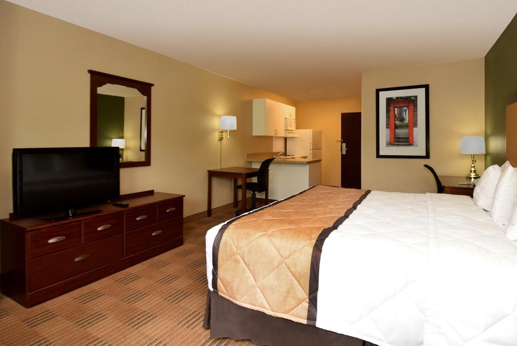 Suburban Studios Minneapolis Блумінгтон Екстер'єр фото